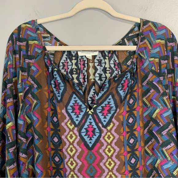 Beachlunchlounge Aztec multi color and pattern tunic top. Size L - Picture 9 of 9